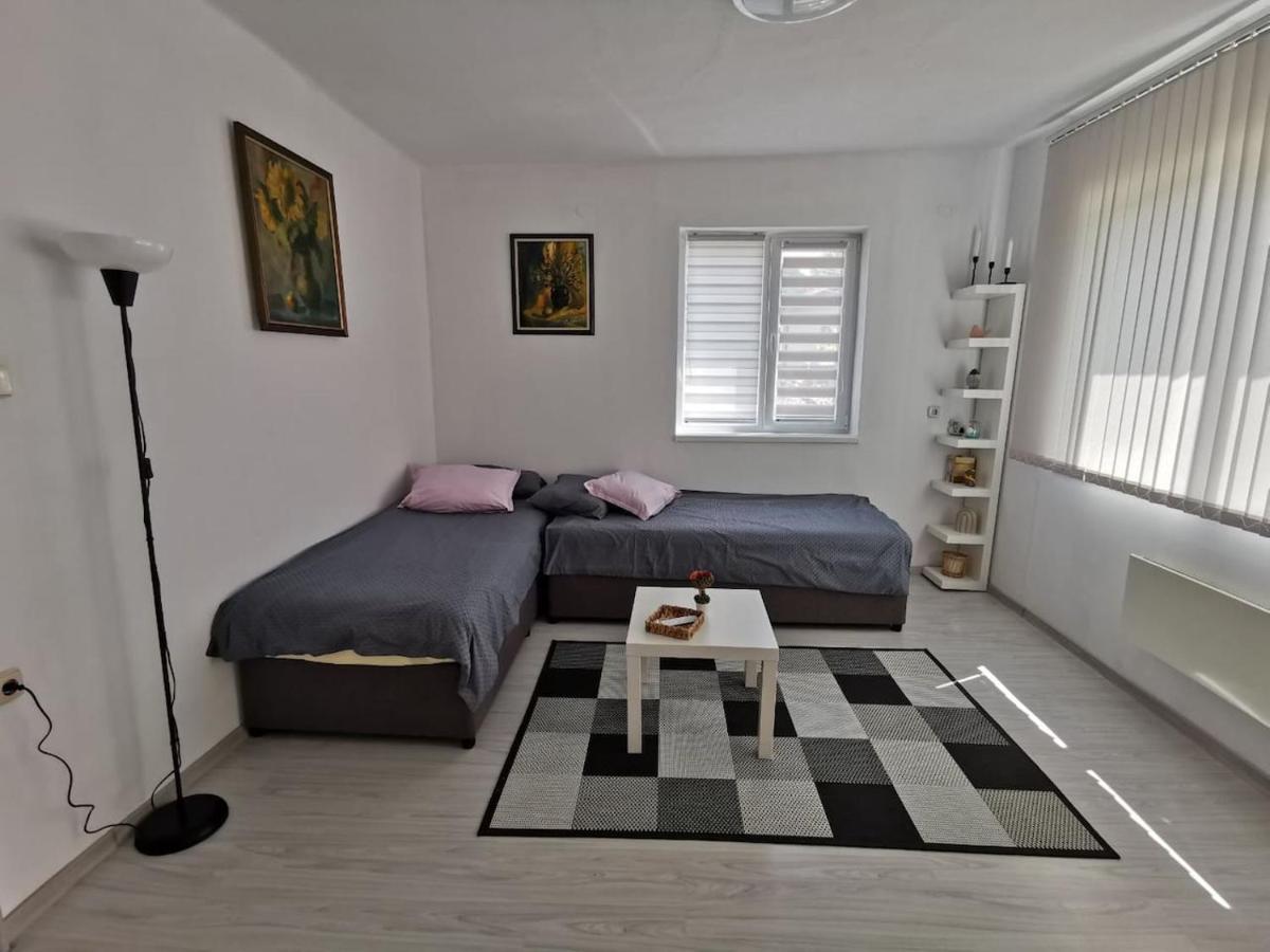 וליקו טורנובו Mira Home מראה חיצוני תמונה